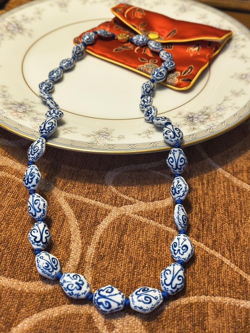 Vtg Chinese Butterfly Blue/White Porcelain Bead Necklace Knotted Hand Painted
